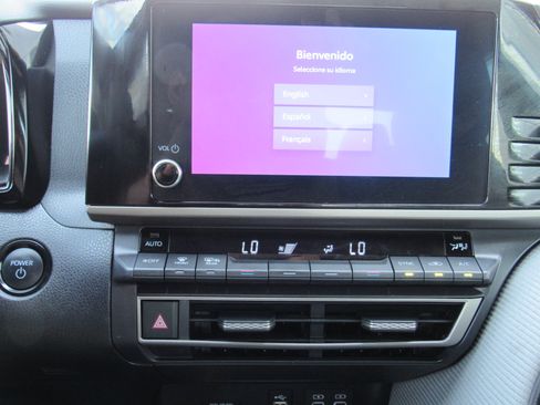 Used 2025 Toyota Camry SE FWD image 21