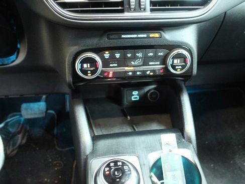 Used 2021 Ford Escape Titanium w/ Titanium Elite Package image 20