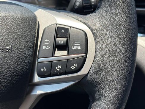 Used 2024 Ford Explorer XLT w/ Equipment Group 202A AWD/4WD image 21