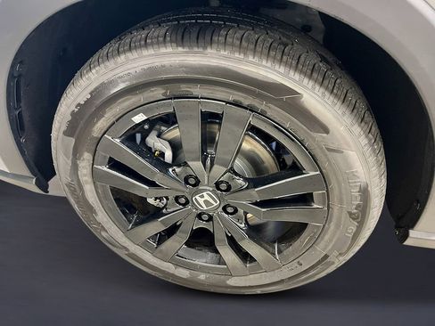 New 2026 Honda HR-V Sport image 11