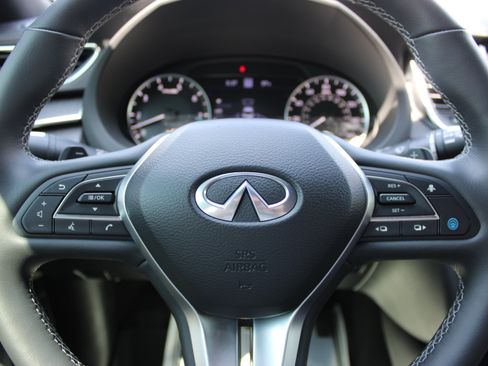 Used 2023 INFINITI QX55 Sensory w/ Lighting Package AWD/4WD image 26