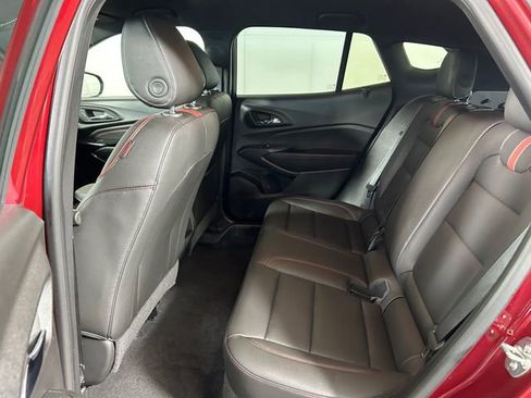 Used 2025 Chevrolet Trax RS image 26