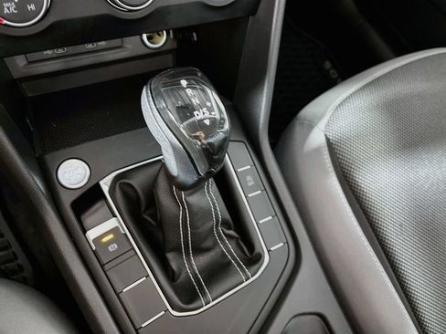 Certified 2022 Volkswagen Taos S FWD image 18