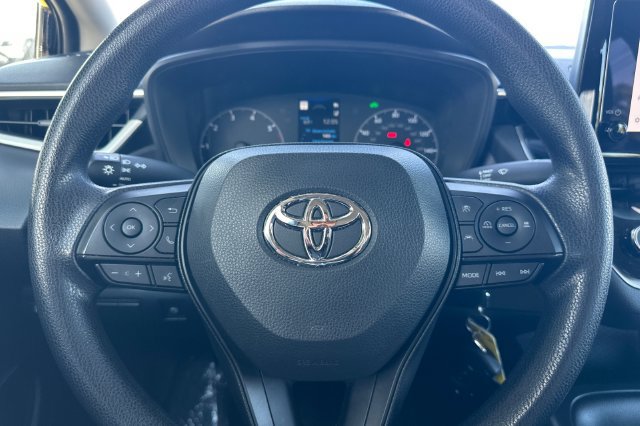 Certified 2025 Toyota Corolla LE FWD image 26