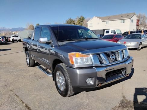 Used 2013 Nissan Titan SV w/ SV Value Truck Pkg image 3