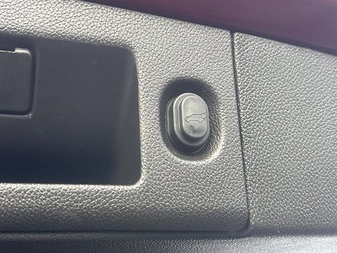 Used 2020 Chevrolet Tahoe LT image 15