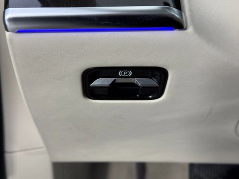 Used 2021 Mercedes-Benz S 580 4MATIC Sedan image 19