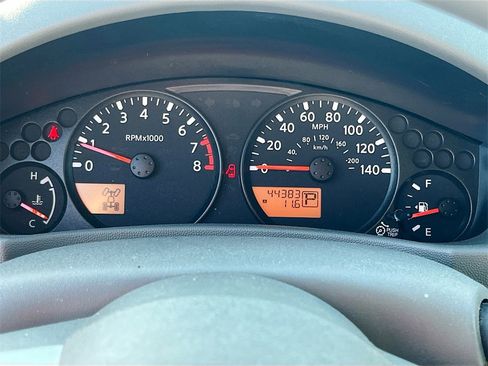 Used 2020 Nissan Frontier SV w/ Midnight Edition Floor Mats image 12