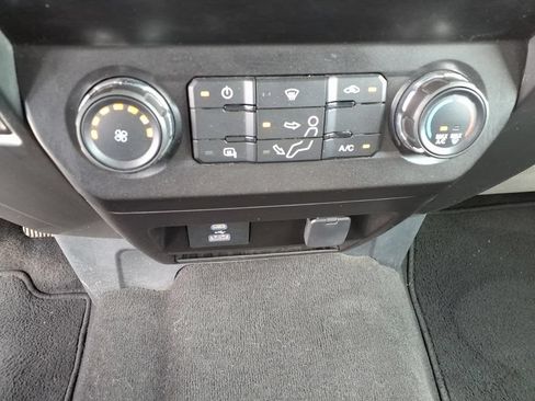 Used 2022 Ford F250 XLT AWD/4WD image 25