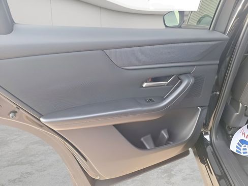 Used 2025 MAZDA CX-90 3.3 Turbo w/ Select Package image 18