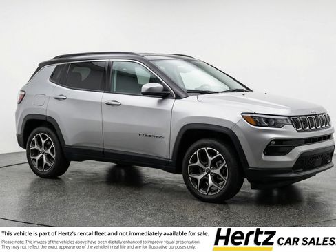 Used 2025 Jeep Compass Limited image 1