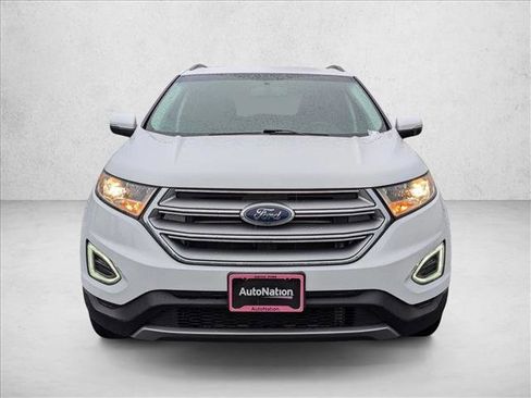 Used 2018 Ford Edge SEL FWD image 2