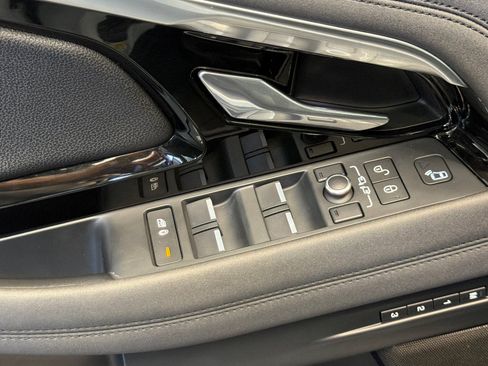 Used 2020 Land Rover Range Rover Evoque SE AWD/4WD image 14