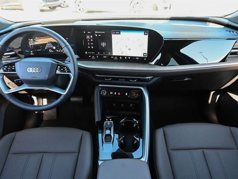 New 2025 Audi Q5 Premium Plus image 3