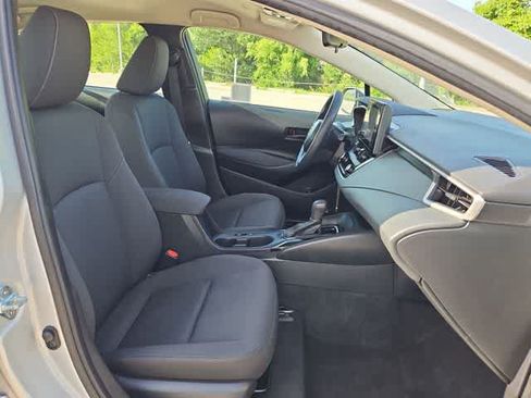 Used 2023 Toyota Corolla LE FWD image 18