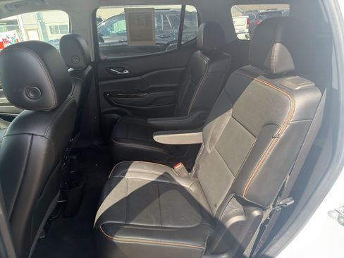 Used 2020 GMC Acadia AT4 w/ Trailering Package AWD/4WD image 4