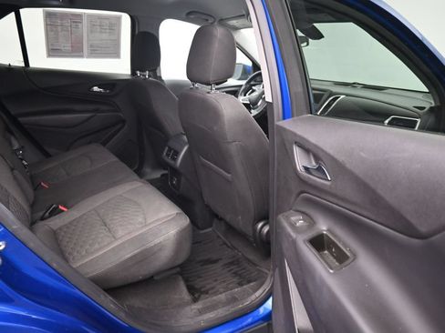 Used 2019 Chevrolet Equinox LT FWD image 12
