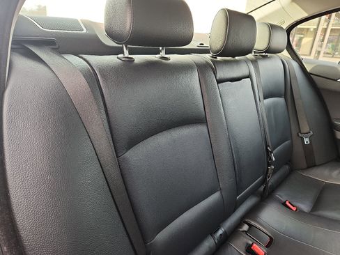 Used 2013 BMW 528i xDrive Sedan image 29