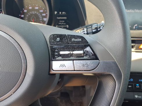 Certified 2023 Hyundai Elantra SEL w/ Preferred Accessory Package FWD image 29