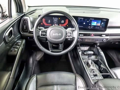 Used 2024 Kia Sorento S w/ Panoramic Sunroof Package image 14