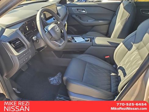 New 2026 Nissan Rogue Platinum w/ Platinum Premium Package image 10