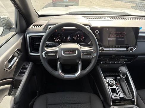 New 2026 GMC Canyon Elevation image 10