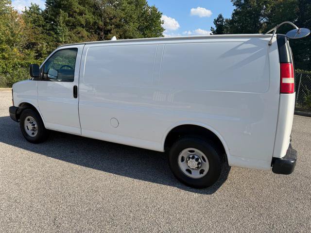Used 2015 Chevrolet Express 2500 RWD image 6