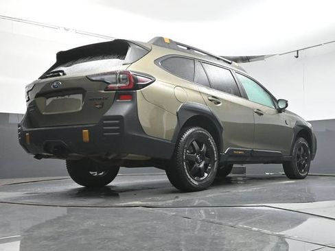 Certified 2025 Subaru Outback Wilderness AWD/4WD image 40