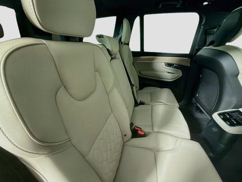 New 2026 Volvo XC90 T8 Plus w/ Protection Package Premier AWD/4WD image 29