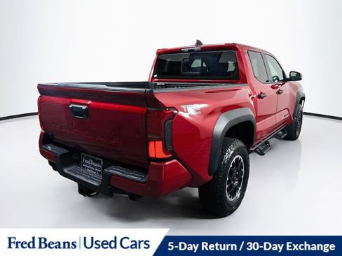 Used 2025 Toyota Tacoma TRD Off-Road w/ TRD Off Road Upgrade Package AWD/4WD image 10