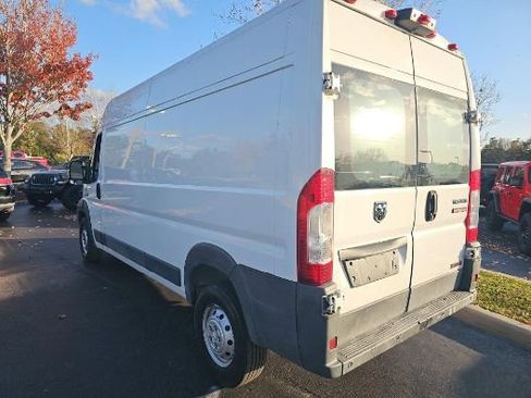 Used 2014 RAM ProMaster 2500 w/ Interior Convenience Group image 2