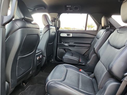 Used 2020 Ford Explorer ST w/ Premium Technology Package AWD/4WD image 11