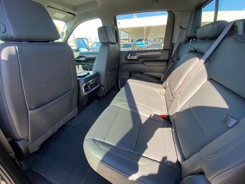 Used 2024 Chevrolet Silverado 2500 LTZ w/ LTZ Convenience Package image 14