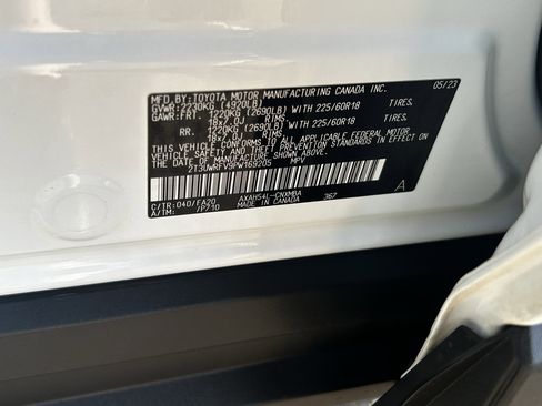 Used 2023 Toyota RAV4 AWD Hybrid image 30