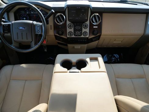 Used 2014 Ford F250 Lariat w/ Chrome Package AWD/4WD image 16