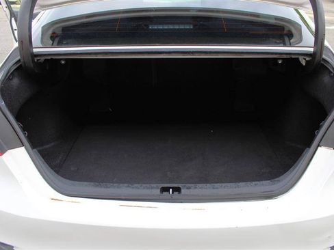 Used 2018 Toyota Camry LE FWD image 23