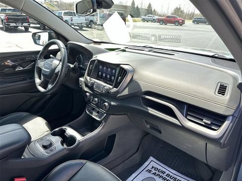 Used 2023 GMC Terrain AT4 w/ LPO, Floor Liner Package AWD/4WD image 27