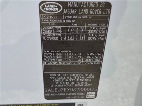 Used 2025 Land Rover Defender 110 S AWD/4WD image 24