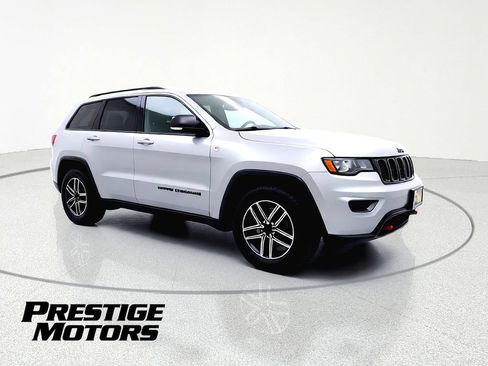 Used 2019 Jeep Grand Cherokee Trailhawk AWD/4WD image 1
