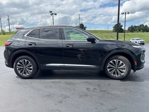 Used 2024 Buick Envision Preferred AWD/4WD image 7