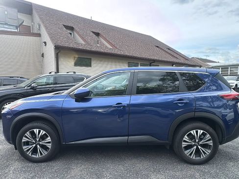 Used 2023 Nissan Rogue SV AWD/4WD image 8