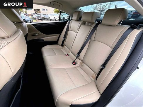 Used 2020 Lexus ES 350 w/ Premium Package image 17