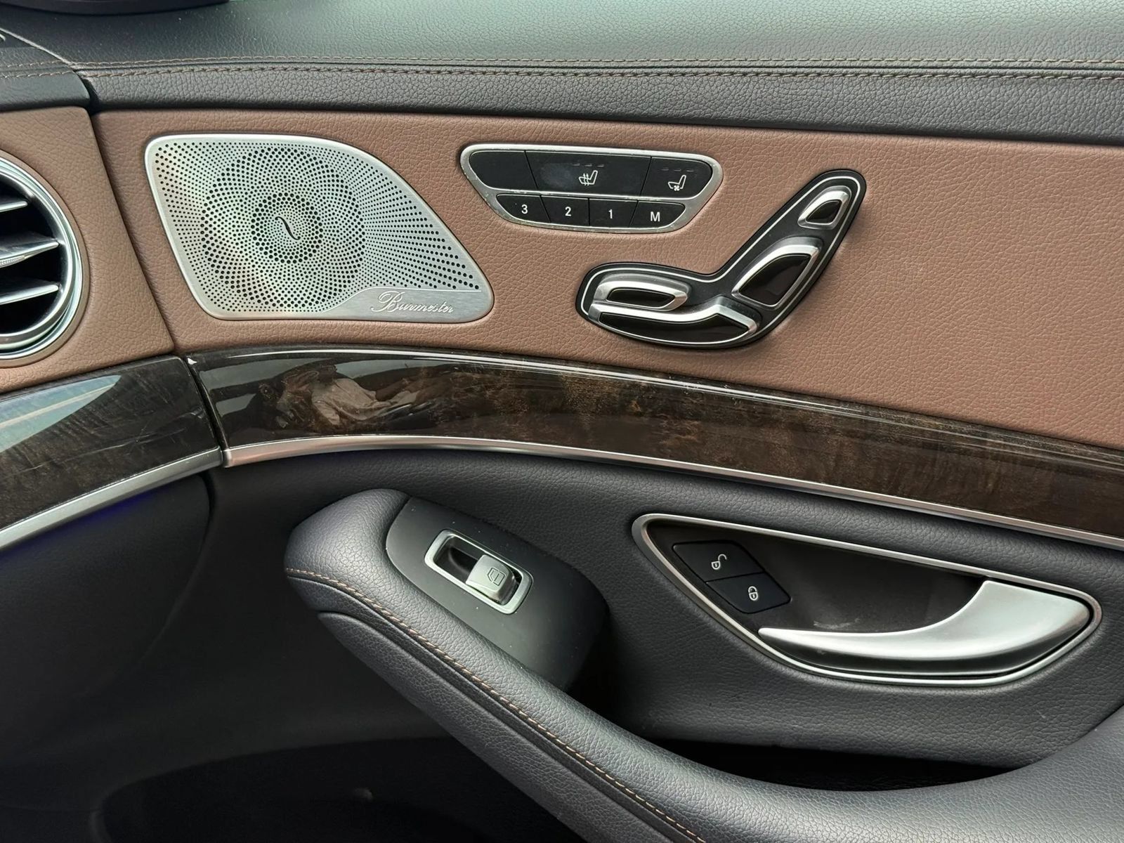 Used 2015 Mercedes-Benz S 550 Sedan image 44