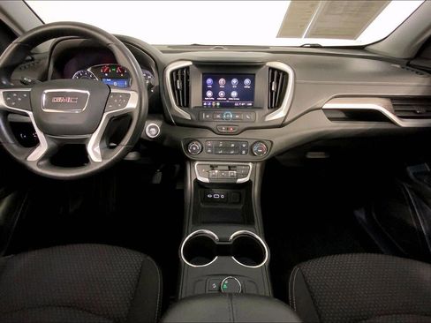 Used 2024 GMC Terrain SLE FWD image 15