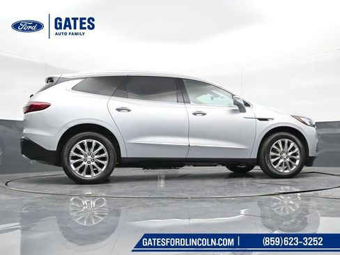 Used 2020 Buick Enclave Premium w/ Surround and Sites Package AWD/4WD image 40
