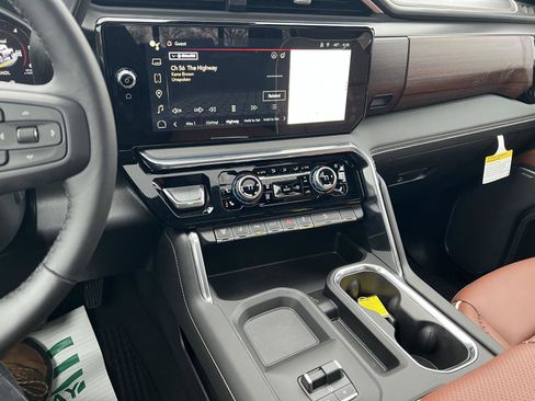 New 2026 GMC Sierra 2500 Denali Ultimate image 26