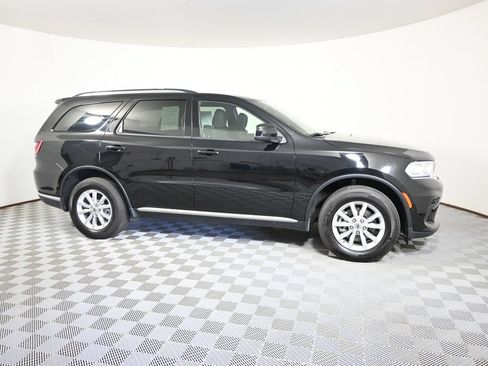 Used 2024 Dodge Durango SXT AWD/4WD image 8