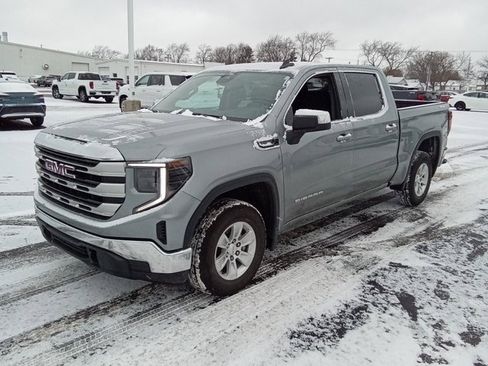 Used 2023 GMC Sierra 1500 SLE image 1