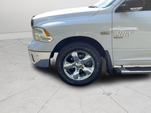 Used 2019 RAM 1500 Big Horn RWD image 39