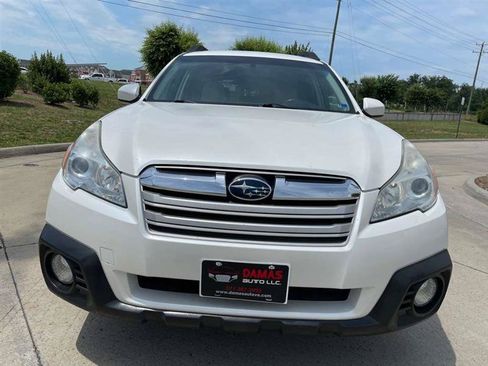 Used 2014 Subaru Outback 2.5i Premium AWD/4WD image 3